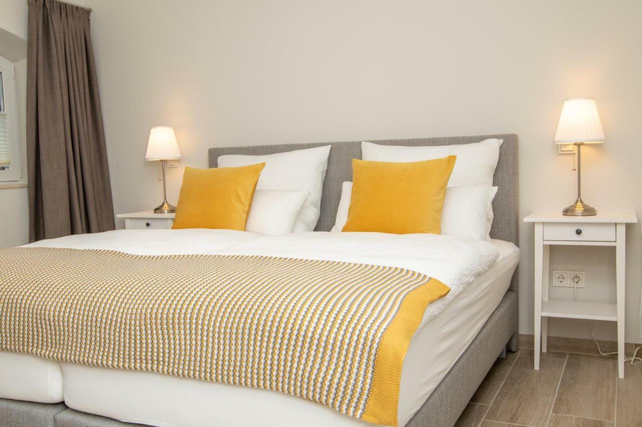 Hayungshaus Esens Apartment Bagian luar foto