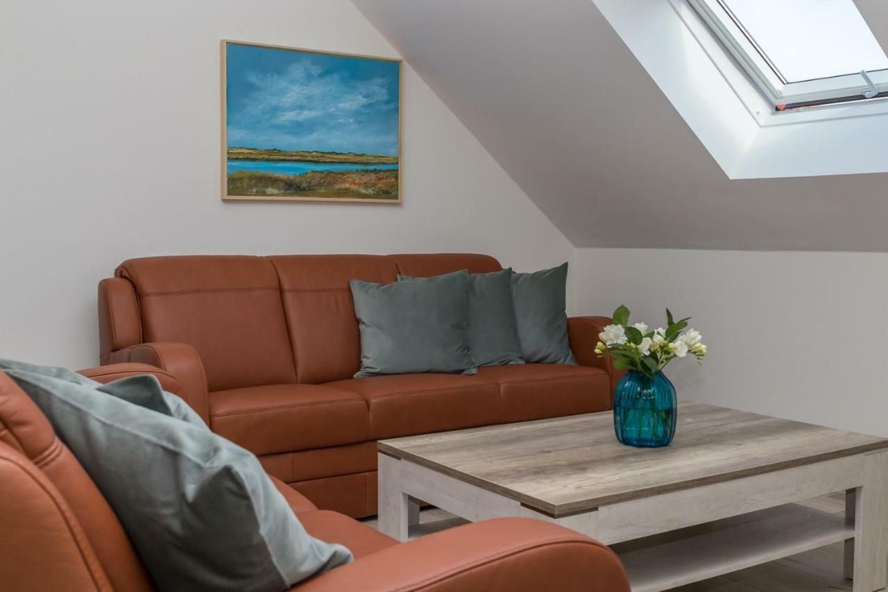Hayungshaus Esens Apartment Bagian luar foto
