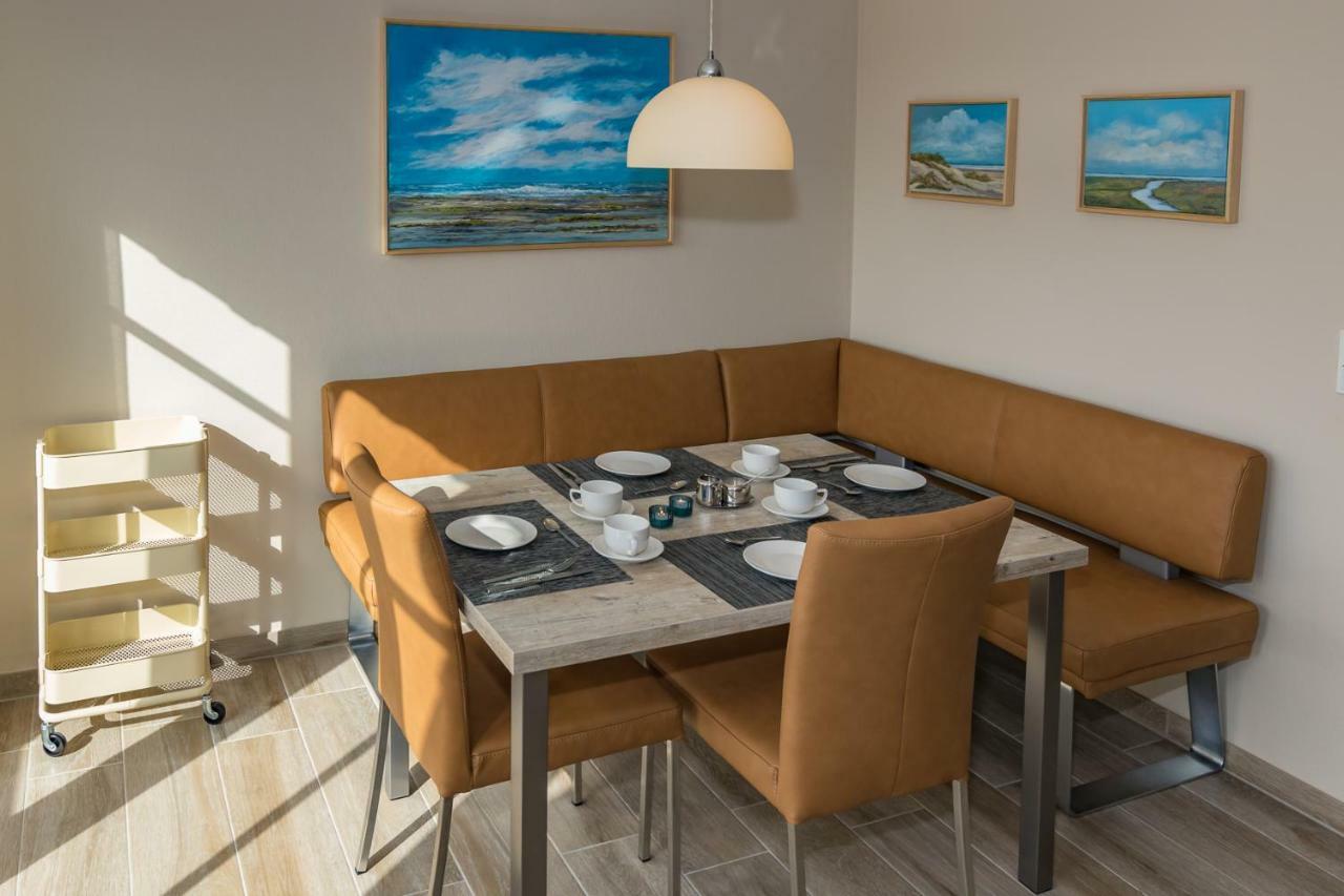 Hayungshaus Esens Apartment Bagian luar foto