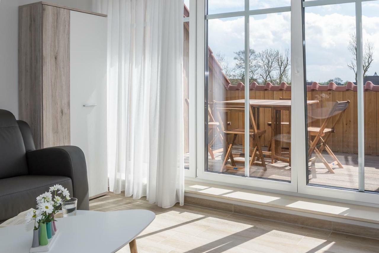 Hayungshaus Esens Apartment Bagian luar foto