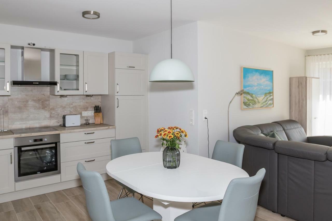 Hayungshaus Esens Apartment Bagian luar foto