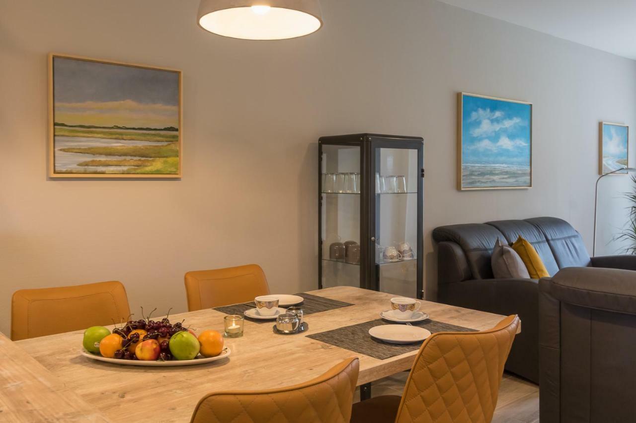 Hayungshaus Esens Apartment Bagian luar foto